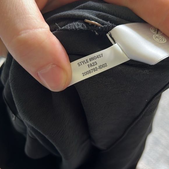 Madewell V-Neck Button-Front Shirt - Picture 10 of 12